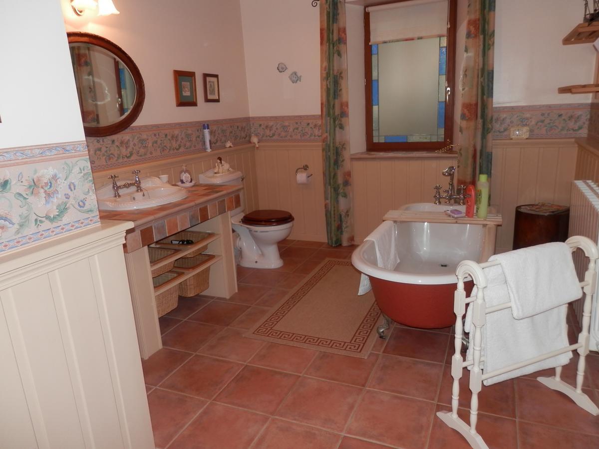Maison De Laura Salsigne Zimmer foto